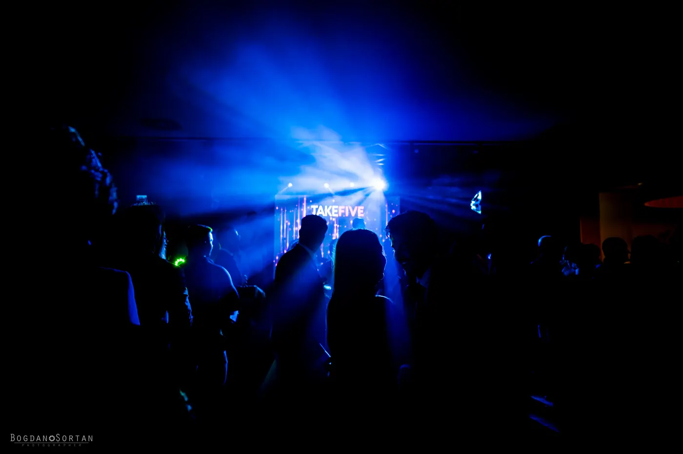 Producție Take Five — scenă, lumini, show